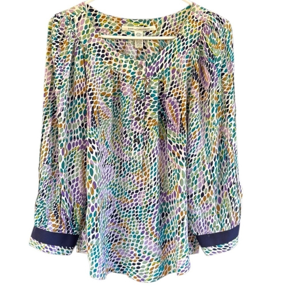 EUC Diane Von Furstenberg Silk Blend
Corso Top Size 12